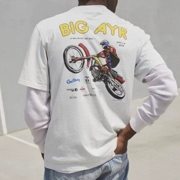 NWOT AYR The Big AYR Short Sleeve Graphic Print T-Shirt Mens Small White Casual - Picture 1 of 11